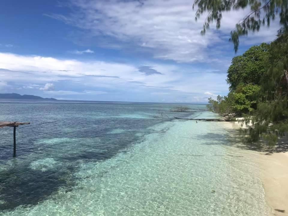 Tabari Dive Lodge Pulau Mansuar Exterior foto