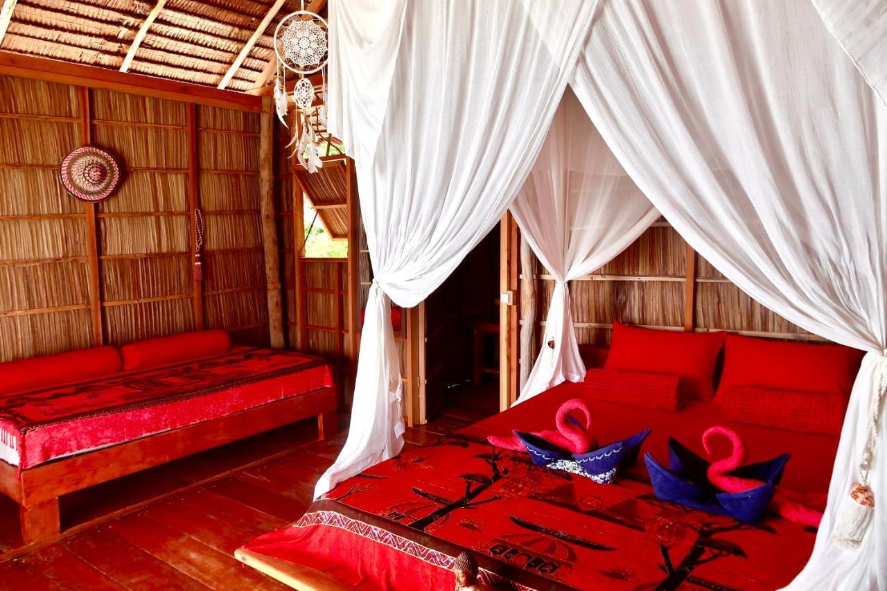 Tabari Dive Lodge Pulau Mansuar Exterior foto
